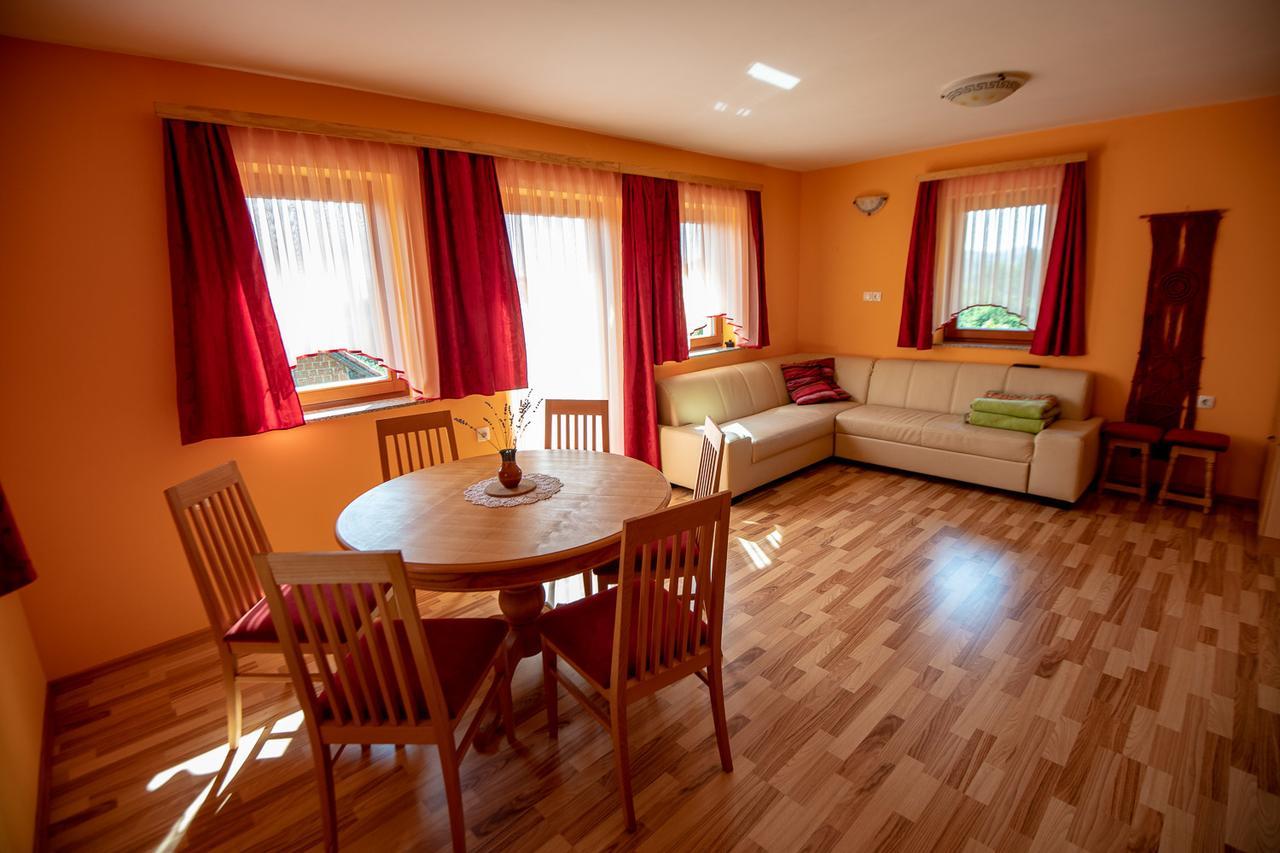 Vineyard Cottage Pod Piramido Dobrnic Extérieur photo